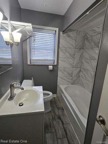 19830 Mahon Street, Southfield, MI 48075