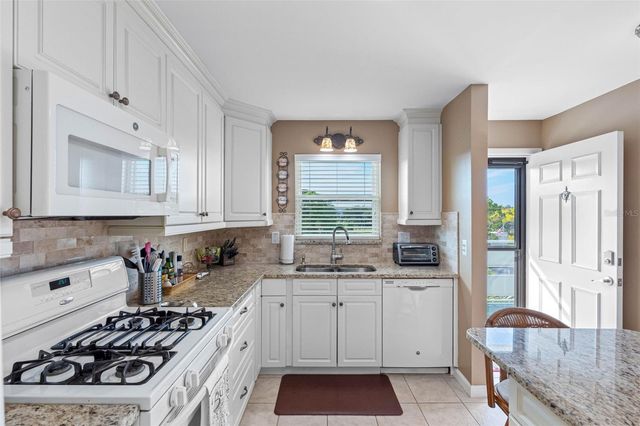 5970 80TH STREET N 411, St Petersburg, FL 33709