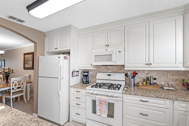 5970 80TH STREET N 411, St Petersburg, FL 33709