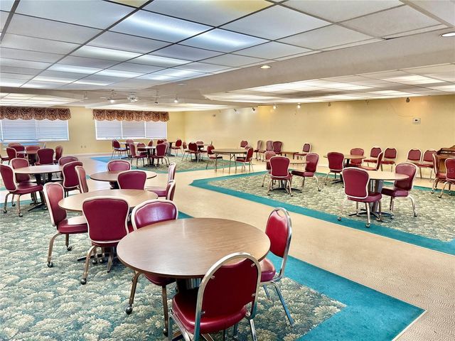 5970 80TH STREET N 411, St Petersburg, FL 33709