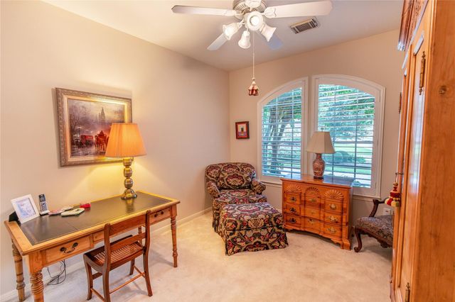 19 Palmer Green Place, Spring, TX 77381