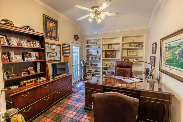 19 Palmer Green Place, Spring, TX 77381