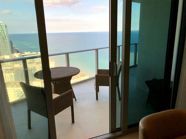 4111 S Ocean Drive 2910, Hollywood, FL 33019