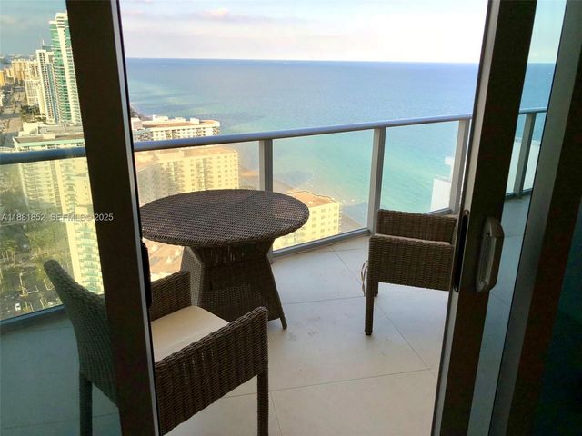 4111 S Ocean Drive 2910, Hollywood, FL 33019