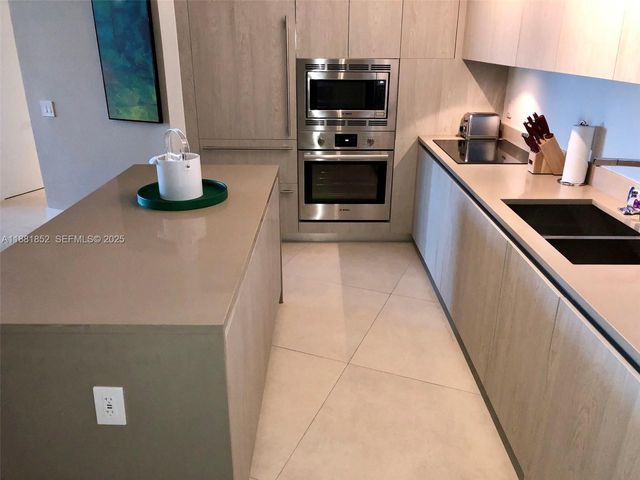 4111 S Ocean Drive 2910, Hollywood, FL 33019