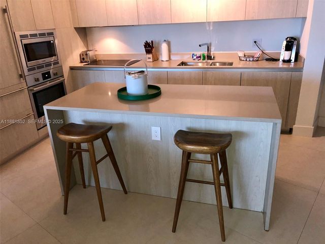 4111 S Ocean Drive 2910, Hollywood, FL 33019