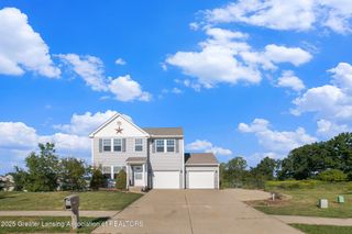 200 Lake Ridge Drive, Mason, MI 48854