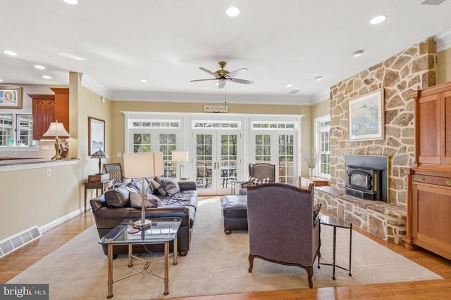 310 BUTTONWOOD RD, Landenberg, PA 19350