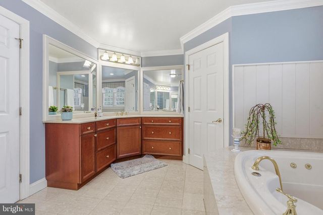 310 BUTTONWOOD RD, Landenberg, PA 19350