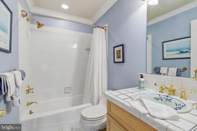 310 BUTTONWOOD RD, Landenberg, PA 19350
