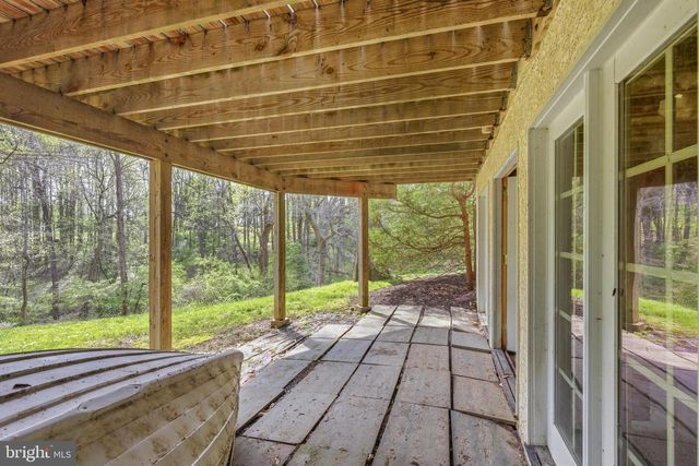 310 BUTTONWOOD RD, Landenberg, PA 19350