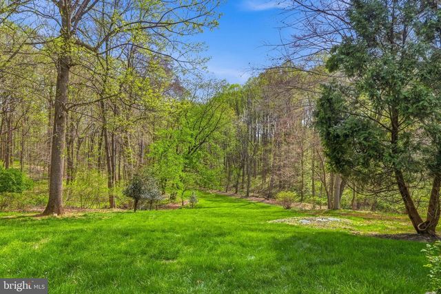310 BUTTONWOOD RD, Landenberg, PA 19350