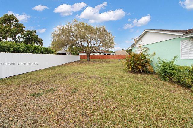 19461 SW 307th St, Homestead, FL 33030