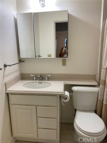 6512 Oxford Drive, Huntington Beach, CA 92647