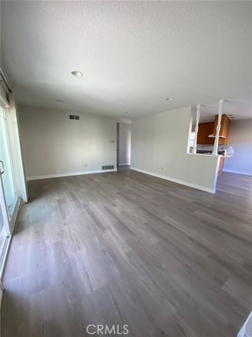 6512 Oxford Drive, Huntington Beach, CA 92647