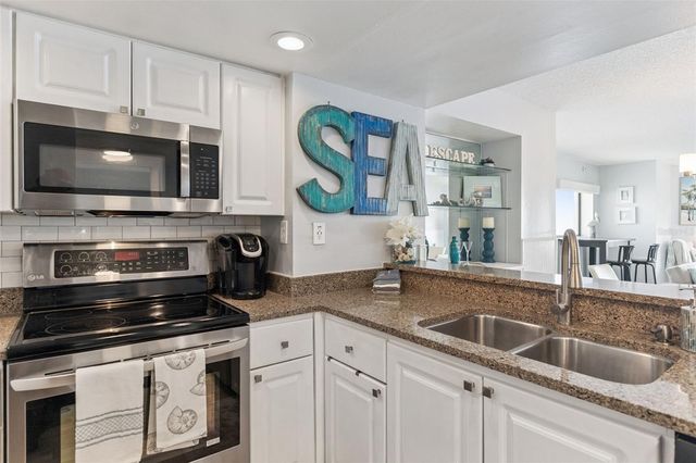 5207 S ATLANTIC AVENUE 425, New Smyrna Beach, FL 32169
