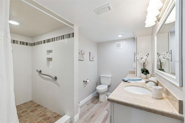 5207 S ATLANTIC AVENUE 425, New Smyrna Beach, FL 32169