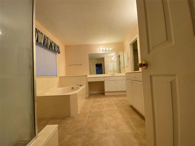 215 W New Meadows Drive, Sugar Land, TX 77479