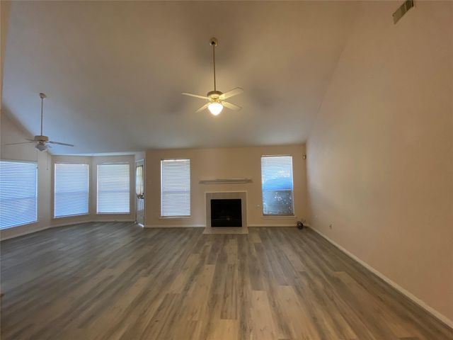 215 W New Meadows Drive, Sugar Land, TX 77479