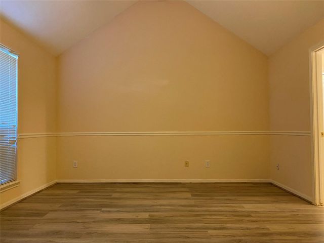 215 W New Meadows Drive, Sugar Land, TX 77479