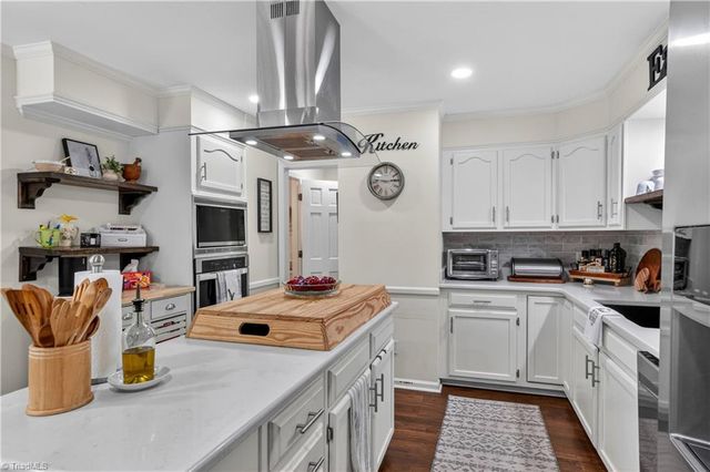 500 Knob View Drive, Winston-salem, NC 27104