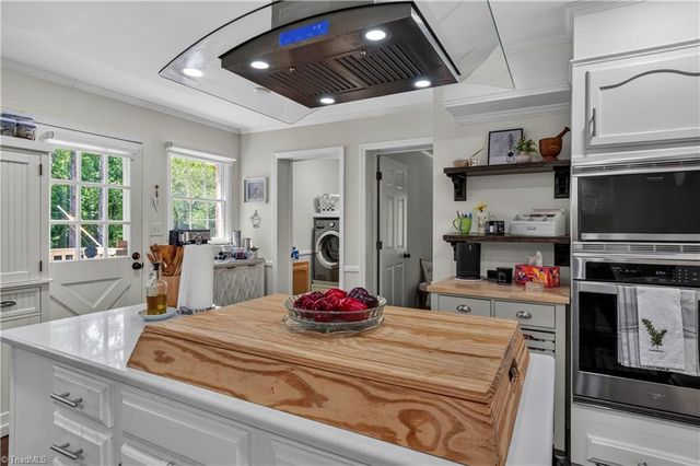 500 Knob View Drive, Winston-salem, NC 27104