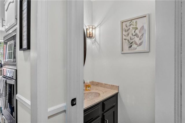 500 Knob View Drive, Winston-salem, NC 27104