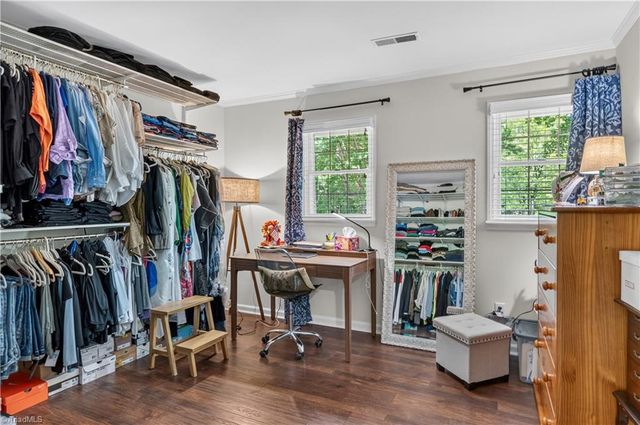 500 Knob View Drive, Winston-salem, NC 27104