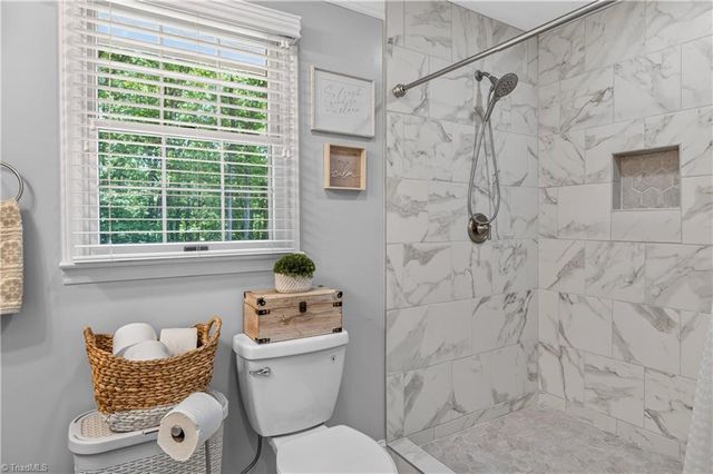 500 Knob View Drive, Winston-salem, NC 27104