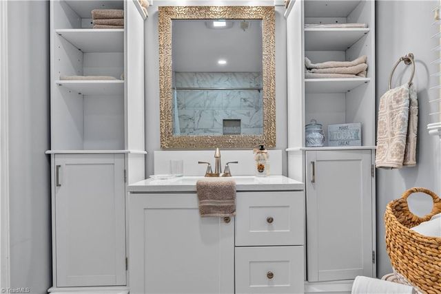 500 Knob View Drive, Winston-salem, NC 27104