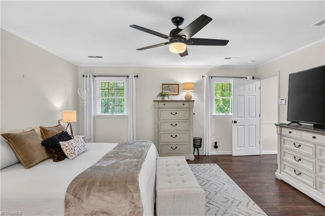 500 Knob View Drive, Winston-salem, NC 27104