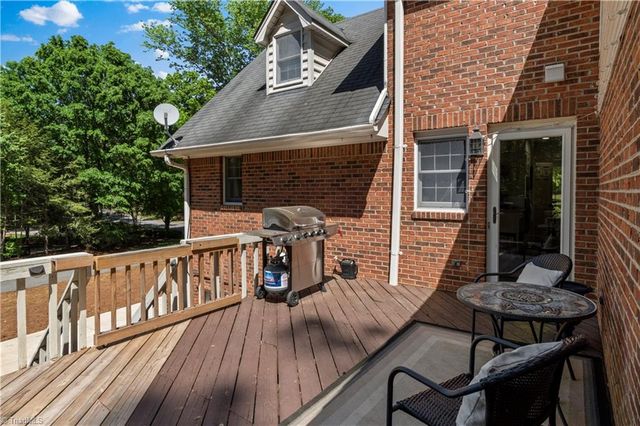 500 Knob View Drive, Winston-salem, NC 27104