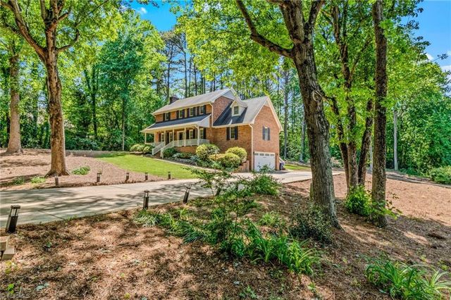 500 Knob View Drive, Winston-salem, NC 27104