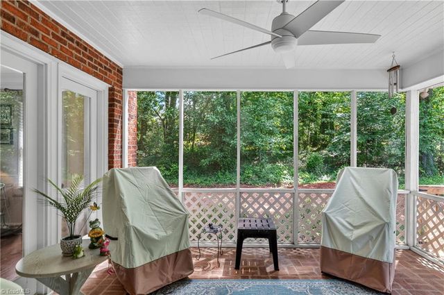 500 Knob View Drive, Winston-salem, NC 27104