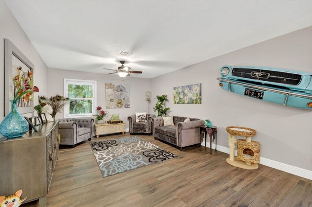 5321 SE Sterling Circle, Stuart, FL 34997