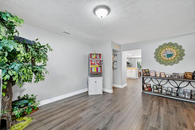 5321 SE Sterling Circle, Stuart, FL 34997