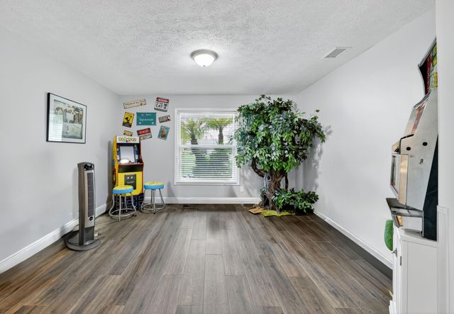 5321 SE Sterling Circle, Stuart, FL 34997