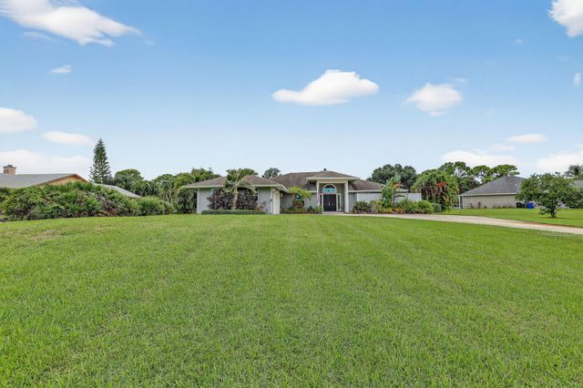 5321 SE Sterling Circle, Stuart, FL 34997