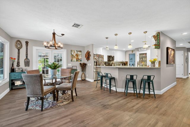 5321 SE Sterling Circle, Stuart, FL 34997