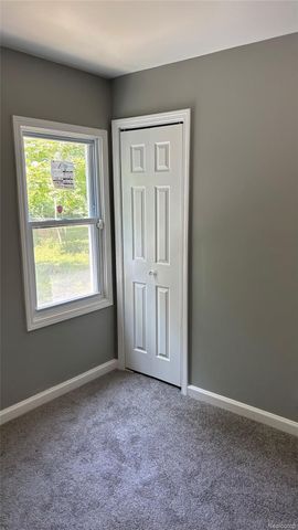 10891 Mogul Street, Detroit, MI 48224