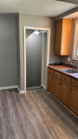 10891 Mogul Street, Detroit, MI 48224