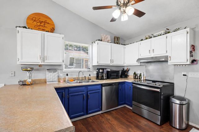 572 Wildflower Drive, Newark, OH 43055