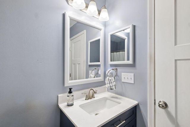 572 Wildflower Drive, Newark, OH 43055