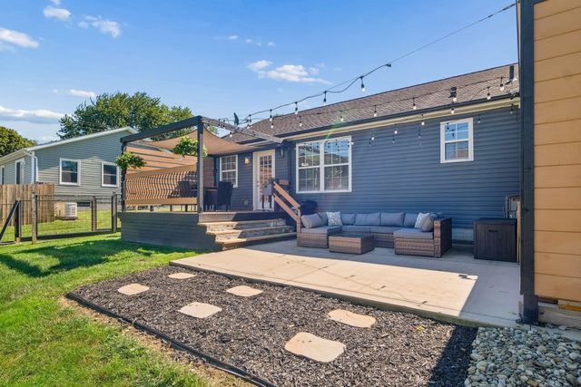 572 Wildflower Drive, Newark, OH 43055