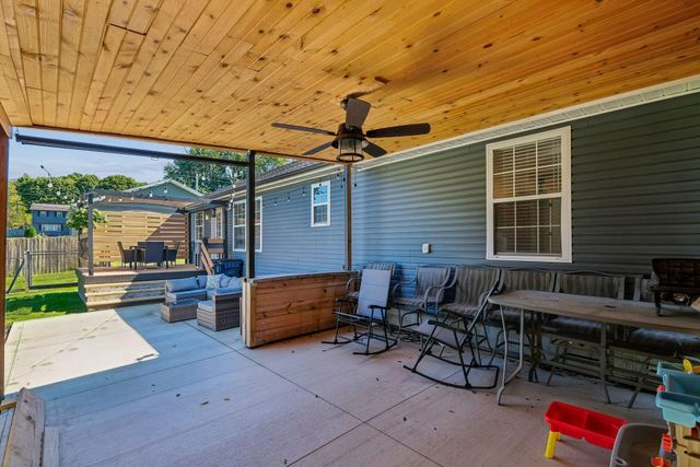 572 Wildflower Drive, Newark, OH 43055