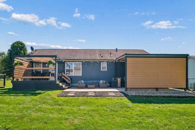 572 Wildflower Drive, Newark, OH 43055