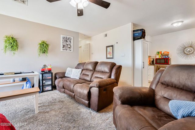 6332 N Barcelona Ln Unit 512, Tucson, AZ 85704