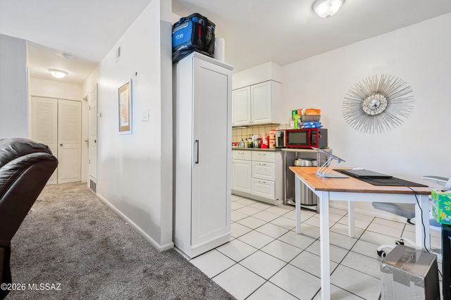 6332 N Barcelona Ln Unit 512, Tucson, AZ 85704