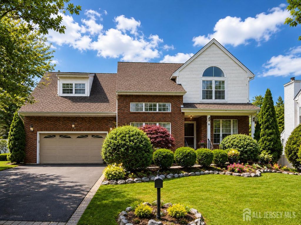 6 Thrush Court, Old Bridge, NJ 08857