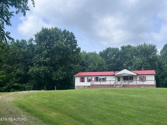 1311 Old Union Rd, Hilham, TN 38568